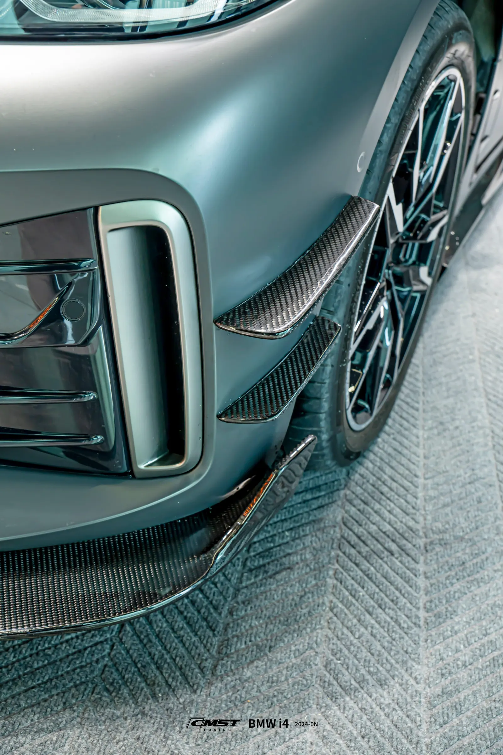 CMST carbon fiber body kits — BMW i4