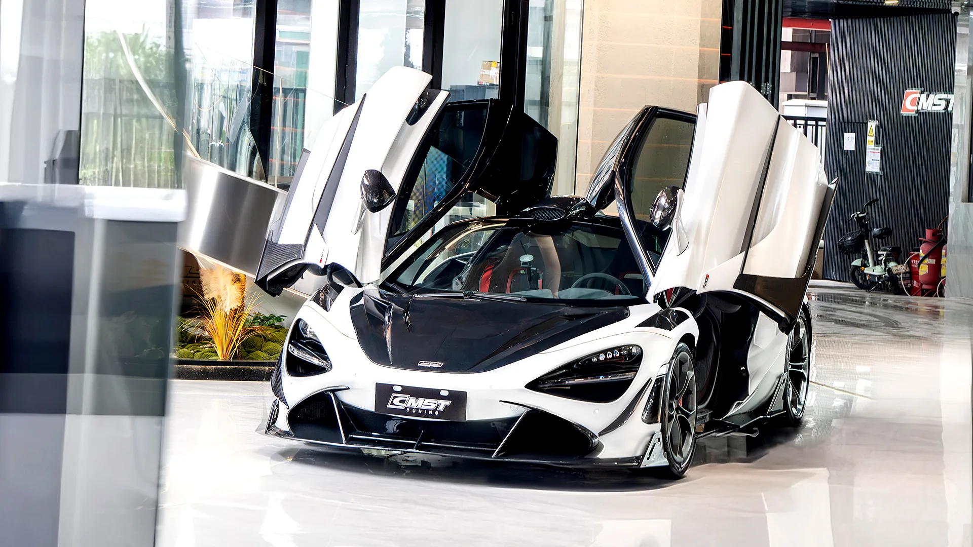 McLaren 720S — McLaren 720S 17-19 C