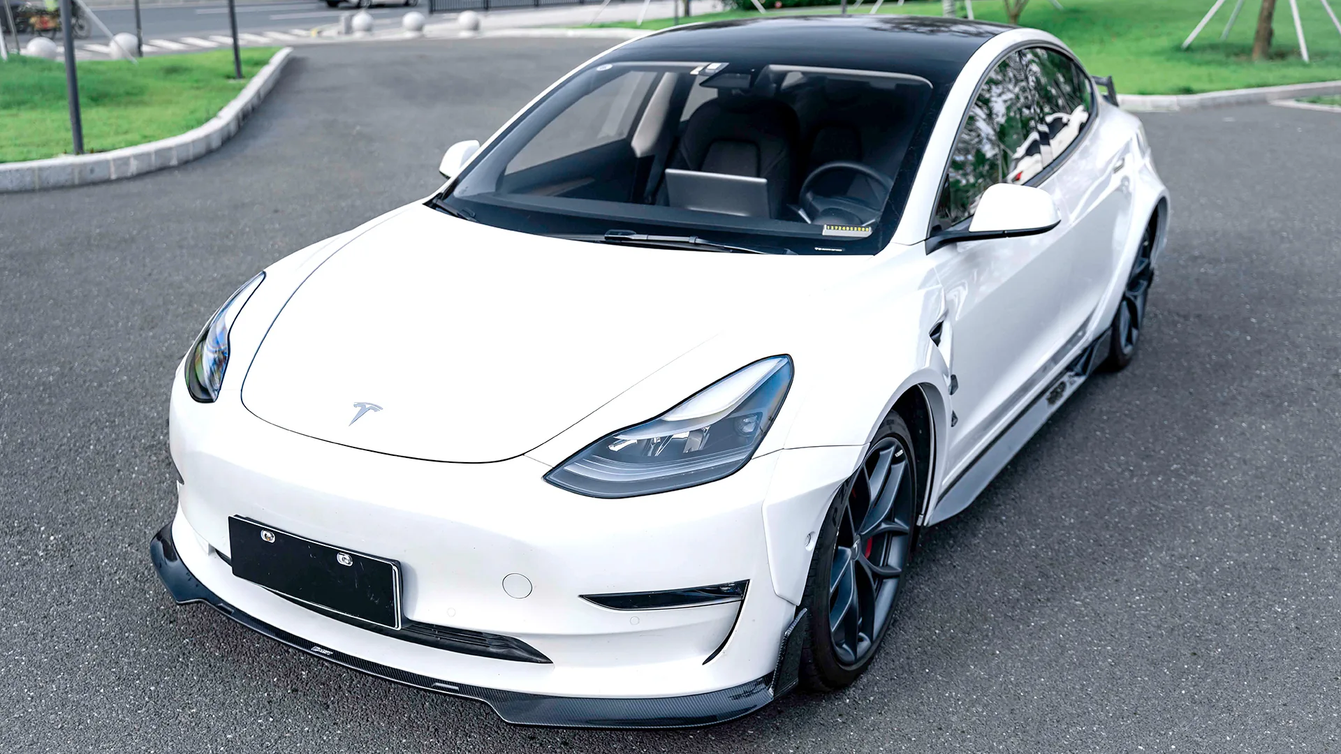 Tesla Model 3 — Tesla Model 3 19-23 E