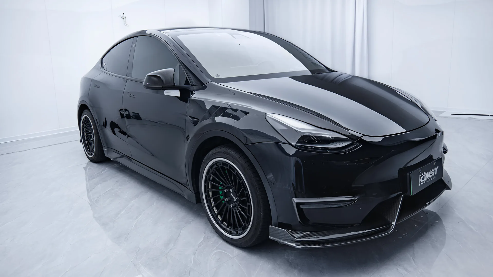 Tesla Model Y — Tesla Model Y 21-24 E