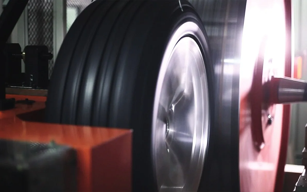A mounted CMST wheel on the balance and runout test rig